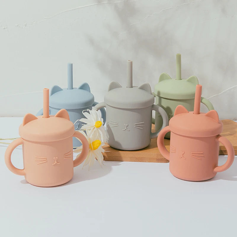 200ML Baby Feeding Drinkware Straw Cup Baby Learning Feeding Bottles Anti-Hot Leakproof Silicone Tableware Toddler Water Bottle