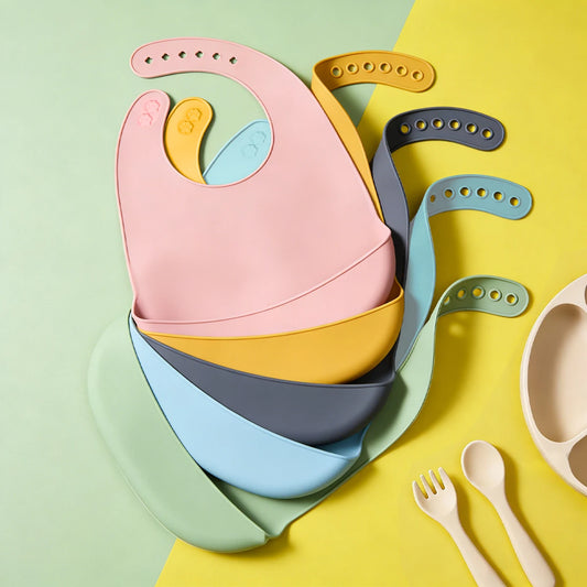 Baby Silicone Bib, Waterproof and Adjustable, Food-Grade Soft Silicone, Prevents Dirt and Drool during Feeding